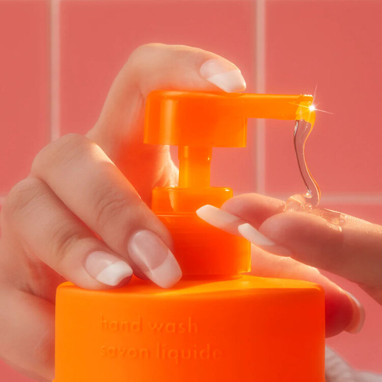 amika: Signature | Savon à Mains Liquide – Nettoie en Douceur et Laisse les Mains Douces et Parfumées