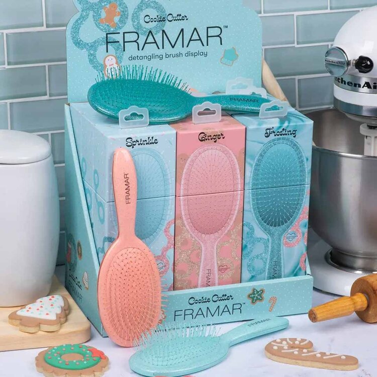 FRAMAR Brosse Démêlante Ovale | Collection Cookie Cutter – Démêle en douceur avec un look cookie ultra cute