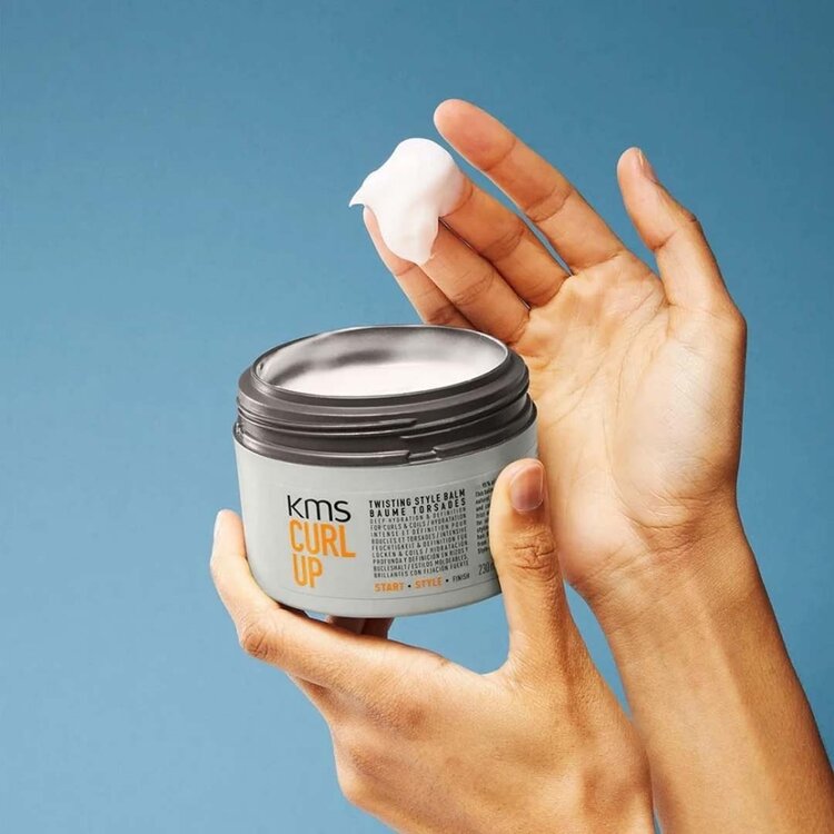 KMS Curlup | Baume Torsades (230ml/7.7oz) – Définit les torsades et contrôle les frisottis
