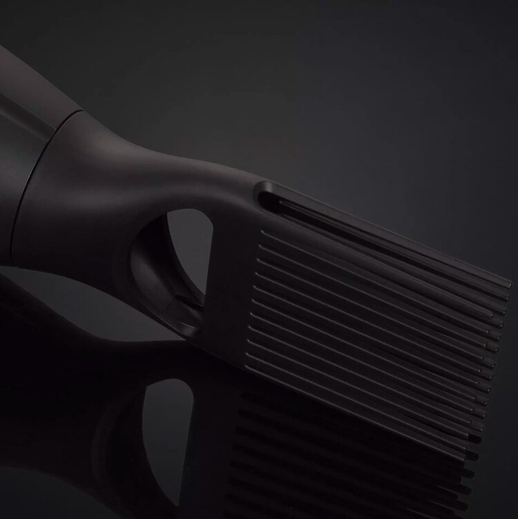 GHD Good Hair Day Helios | Buse Peigne Pour Séchoir — Définition & Lissage