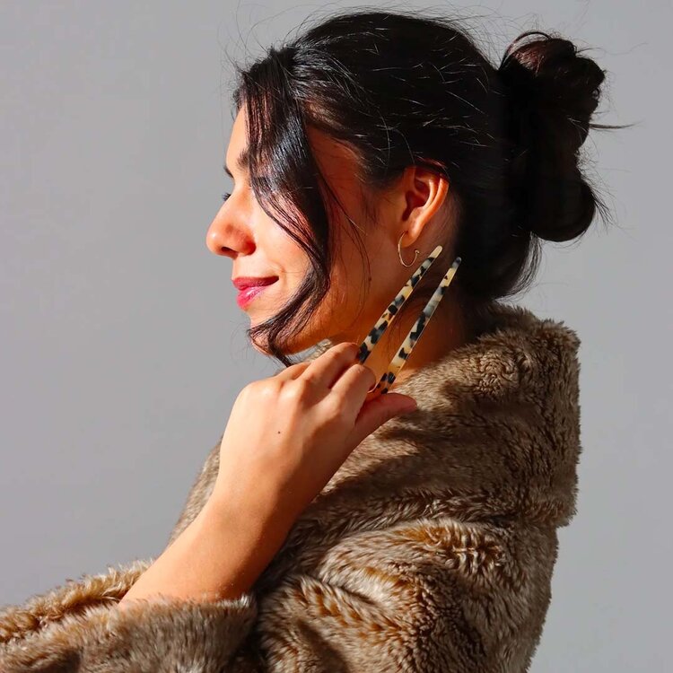 PIXIE WOO French Pins - Minimalist and Elegant Hair Accessory