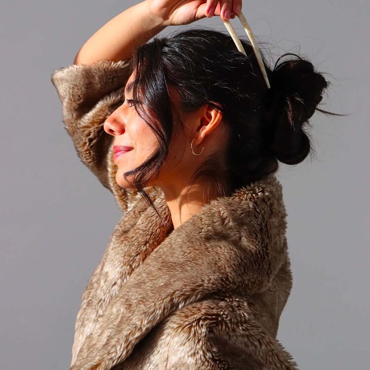 PIXIE WOO French Pins - Minimalist and Elegant Hair Accessory