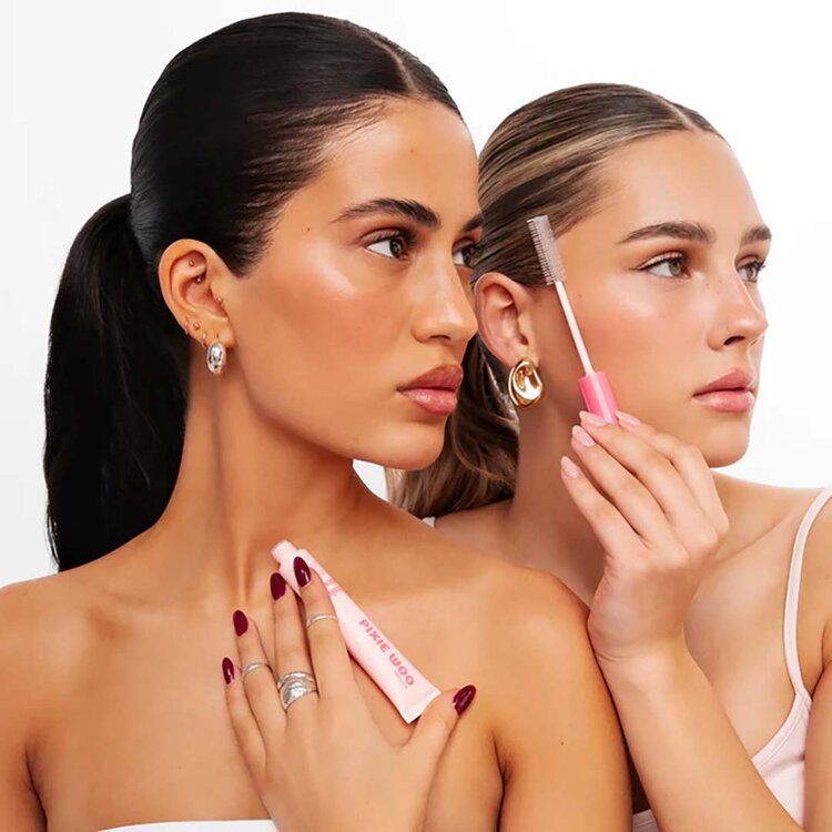 PIXIE WOO Hair Sleek | Styling Gel & Taming Wand – Sleek finishing for edges and flyaways