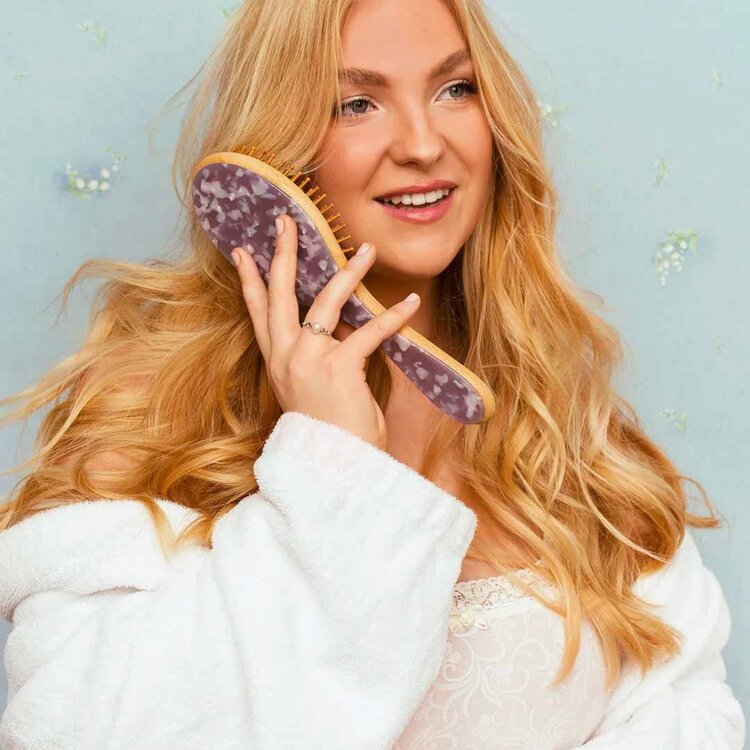 PIXIE WOO Eco-Friendly Bamboo Hair Brush – gently detangles and cares for your hair and the planet