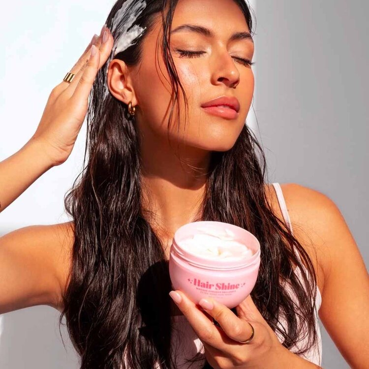 PIXIE WOO Hair Mask | Extra Shine & Hydratation – nourishes and boosts hair shine