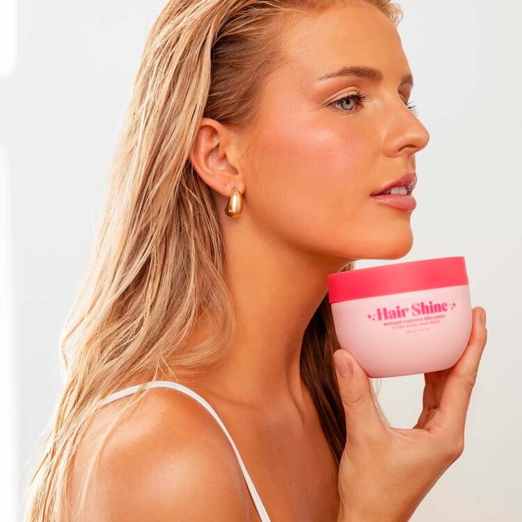 PIXIE WOO Hair Mask | Extra Shine & Hydratation – nourishes and boosts hair shine