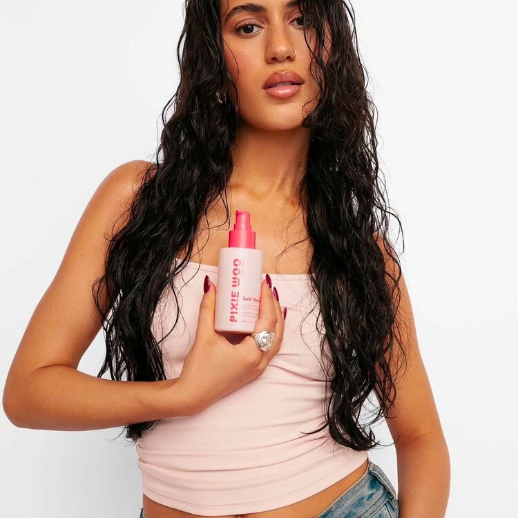 PIXIE WOO Booster Hair Therapy | Heat Protectant Shine Serum – protects against heat while adding brilliant shine