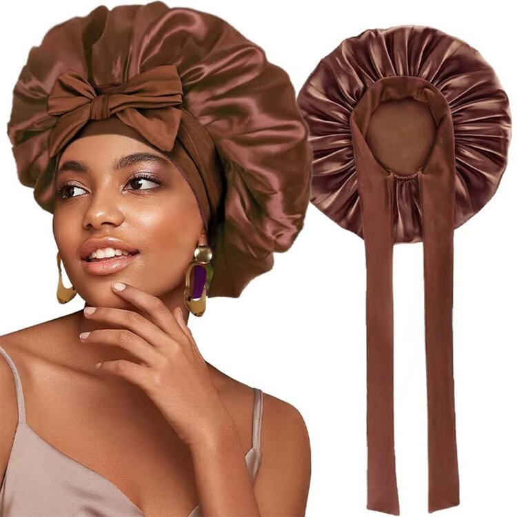 INDUSTRIA Bonnet de Satin à Boucle