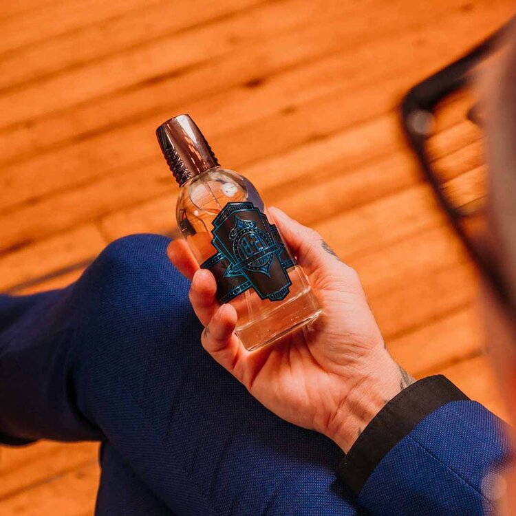 18.21 MAN MADE Absolute Mahogany | Eau de Cologne – Fragrance Boisée Riche et Chaleureuse