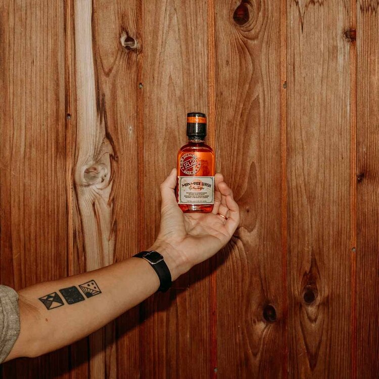 18.21 MAN MADE Noble Oud | Beard, Hair & Body Wash – 3-in-1 Shampoo and Conditioner