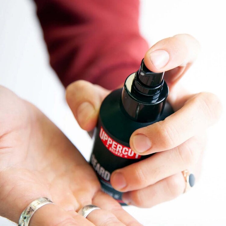 UPPERCUT DELUXE Baume à Barbe – Nourrit, Structure et Discipline