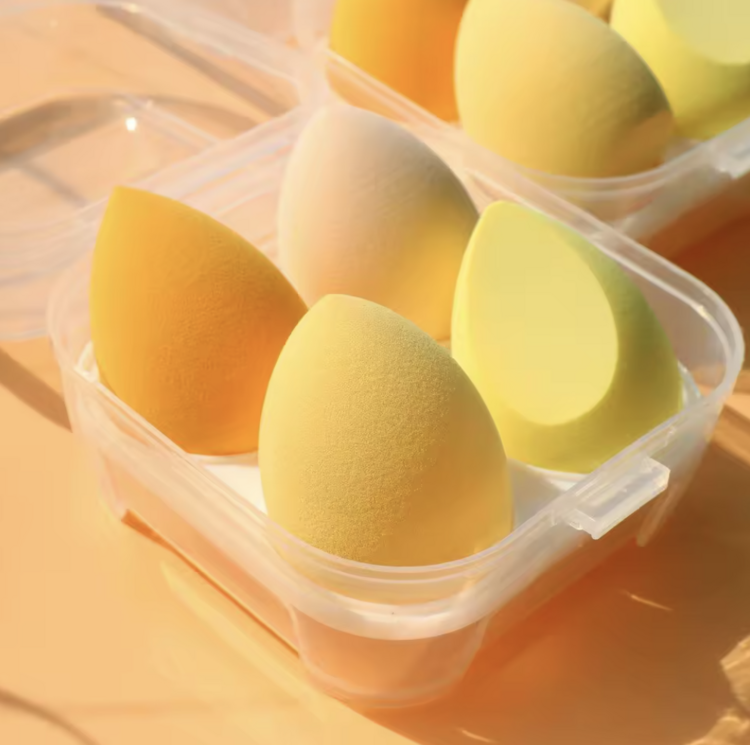 Beauty Accessory | Industria Makeup Sponges – 4 Color Box for Smooth Application