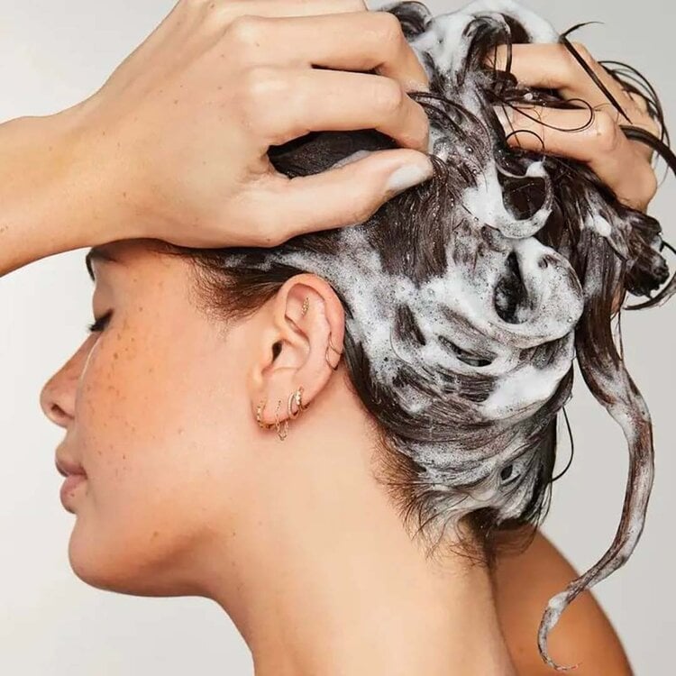 AWAPUHI Wild Ginger Hydrasoft Shampoo - Shampooing Hydratant Douceur et Brillance