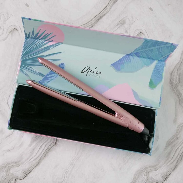 ARIA Beauty Digital Straightener | Rose Gold - Smooth And Shiny Finish