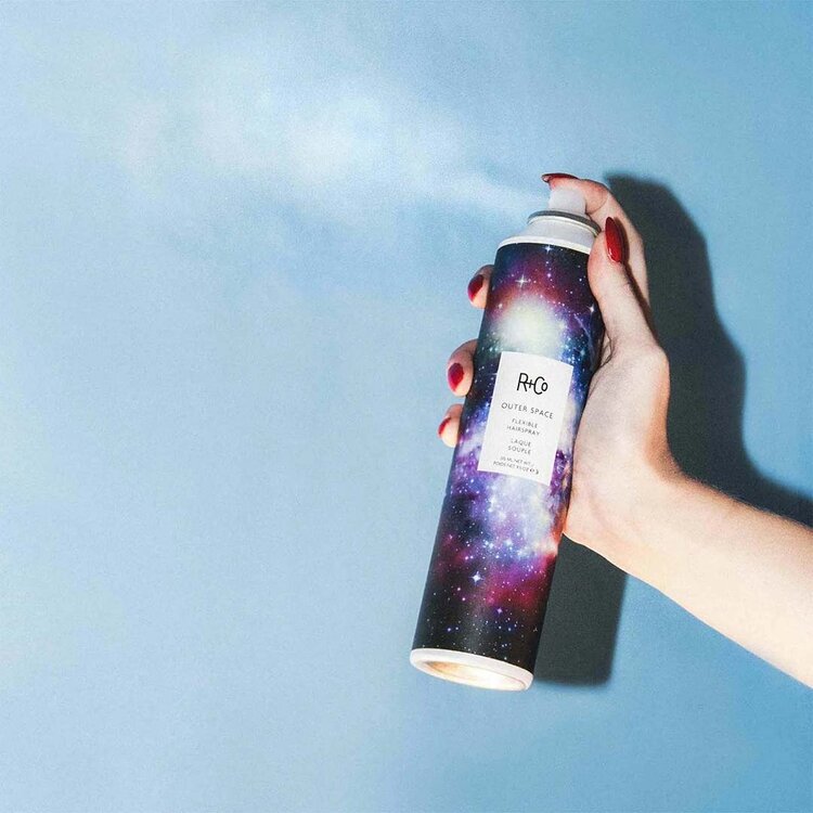 R+Co Outer Space | Laque Souple - Fixation Flexible Et Fini Naturel