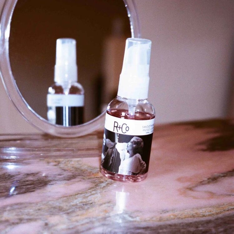 R+Co Two-Way Mirror |  Huile Lissante (60ml/2oz) - Brillance, Douceur et Contrôle des Frisottis