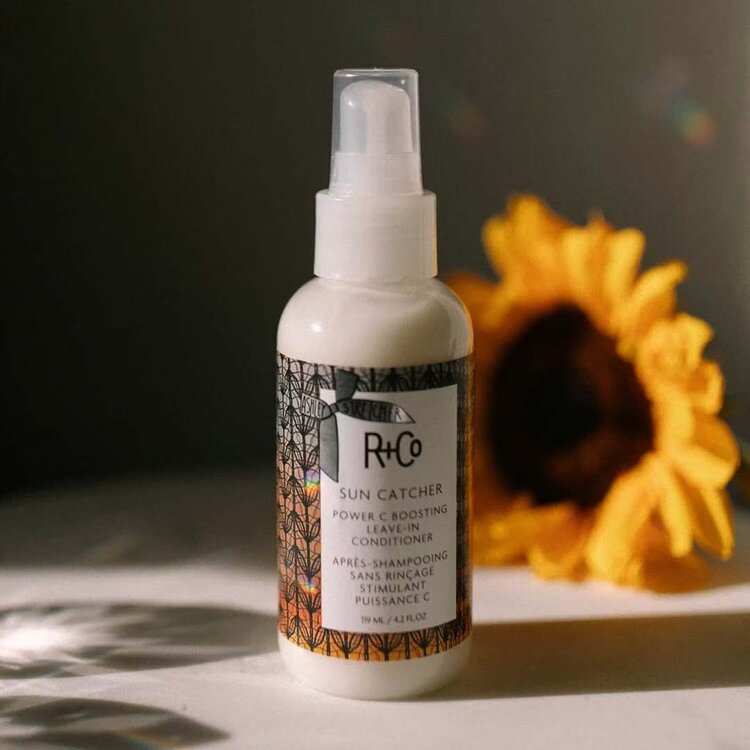 R+Co Sun Catcher | Power C Boosting Leave-in Conditioner (119ml/4.2oz) - Hydration, Protection and Shine