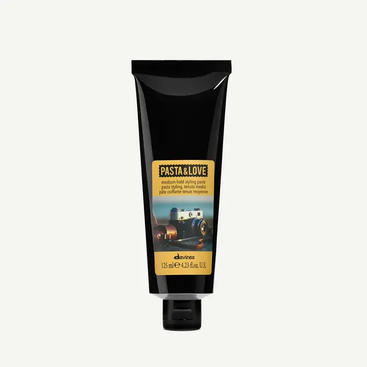 DAVINES DAVINES - PASTA & LOVE | Pâte Coiffante Tenue Moyenne (125ml/4.23fl. oz)
