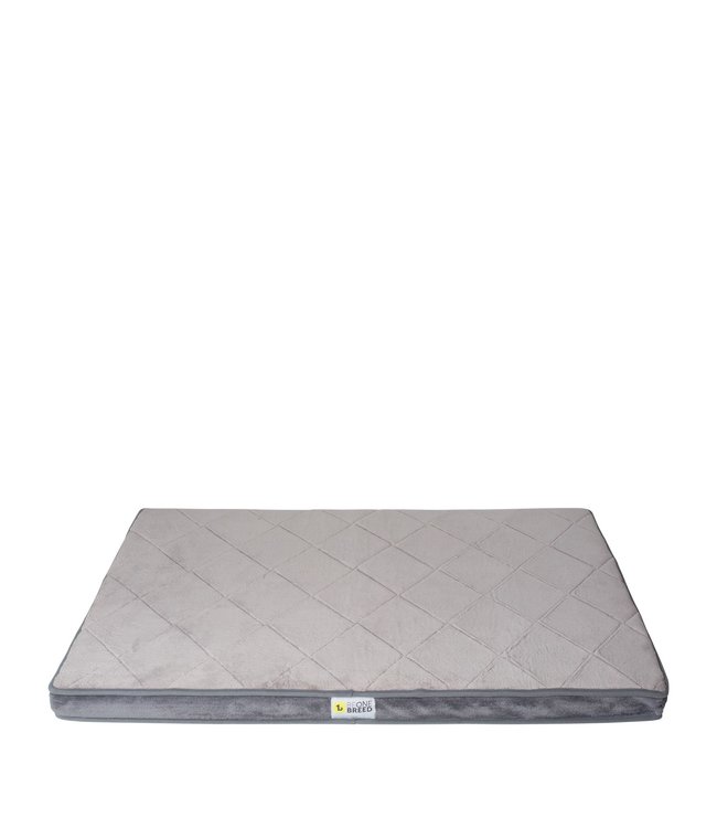 Be One Breed Diamond Bed Grey  Medium 23in x 35in