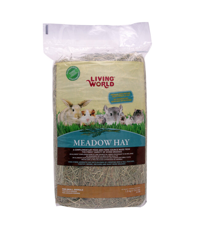 Living World Fresh Meadow Hay - 1.5 kg (3.3 lb)
