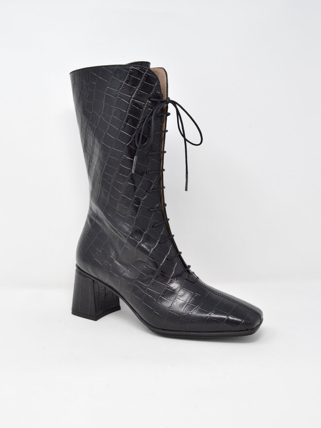 Tall Boots - Head Over Heels