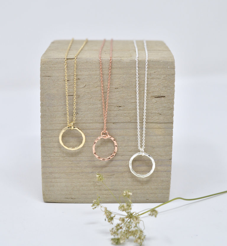 Glee Simple Circle Necklace