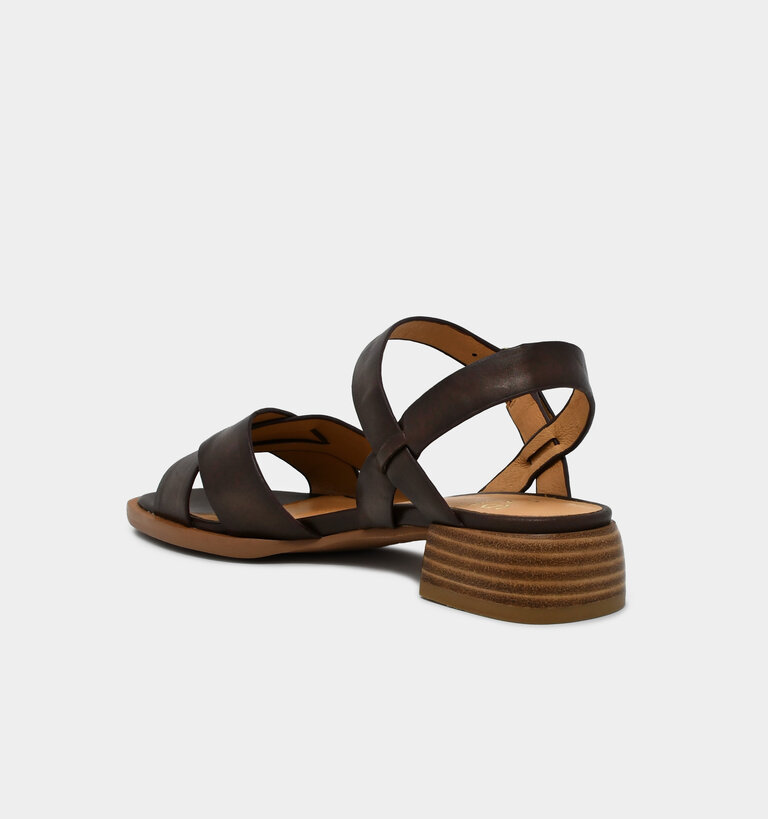 EOS EOS TEGA CHESTNUT