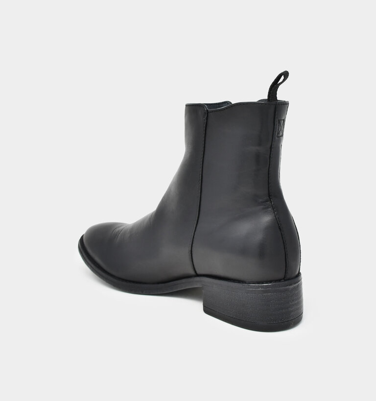 EOS EOS CELI BLACK