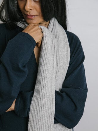 Carolyn Ferreira CAROLYN FERREIRA RIBBED CASHMERE SCARF CLAY IVORY