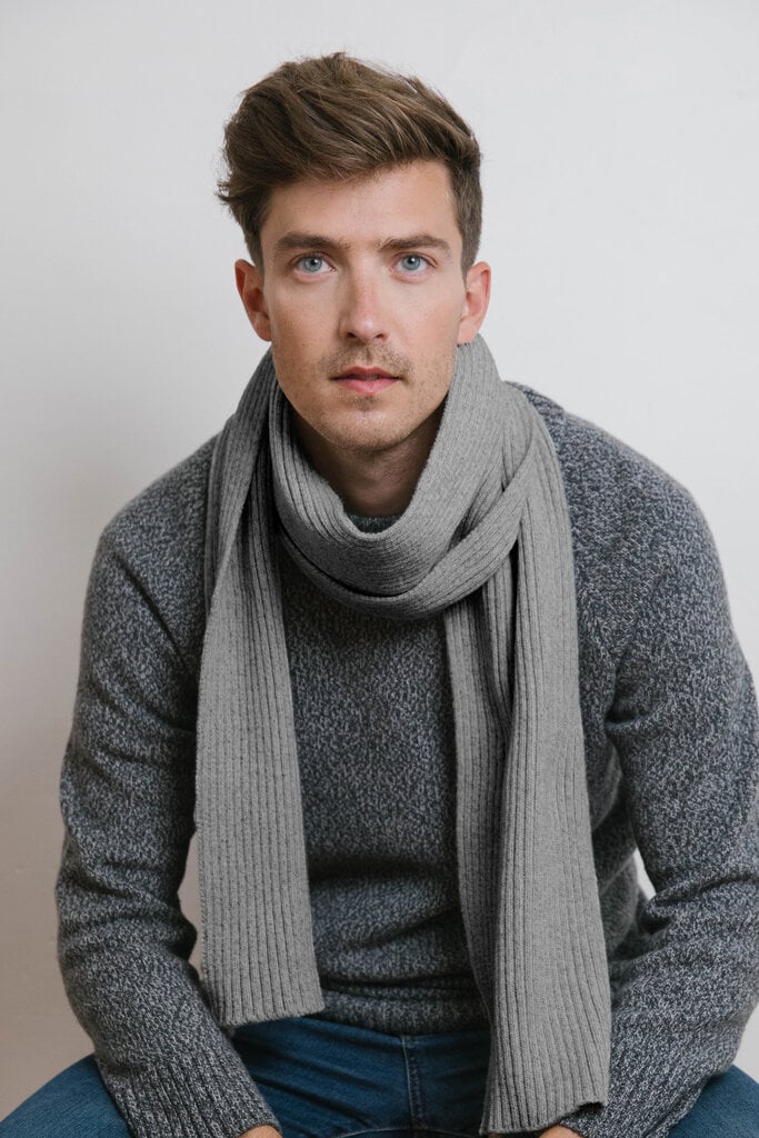 Carolyn Ferreira CAROLYN FERREIRA RIBBED CASHMERE SCARF STONE