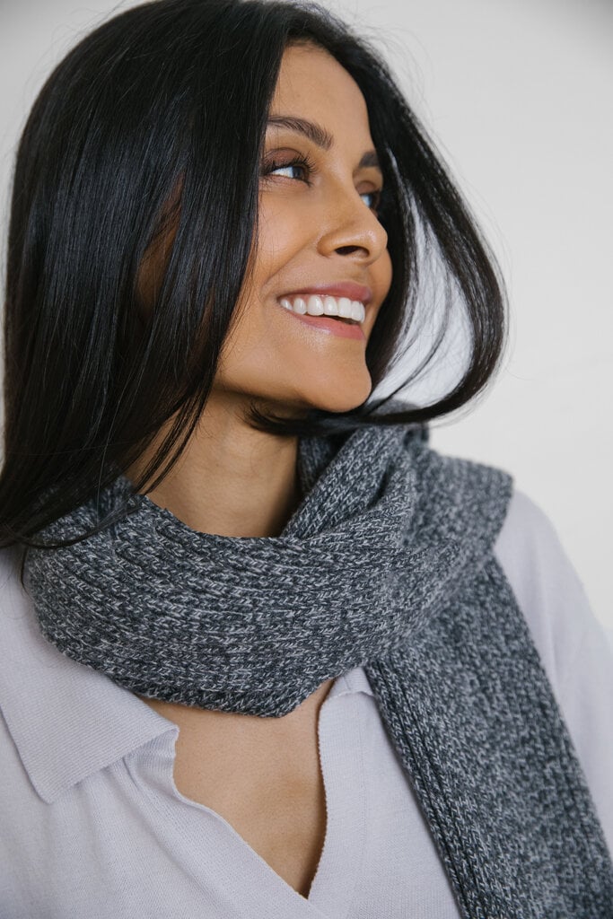 Carolyn Ferreira CAROLYN FERREIRA RIBBED CASHMERE SCARF CHARCOAL