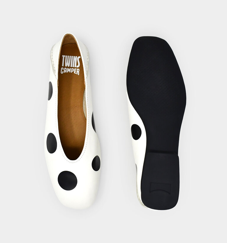 Camper CAMPER CASI MYRA FLATS WHITE/BLACK DOTS