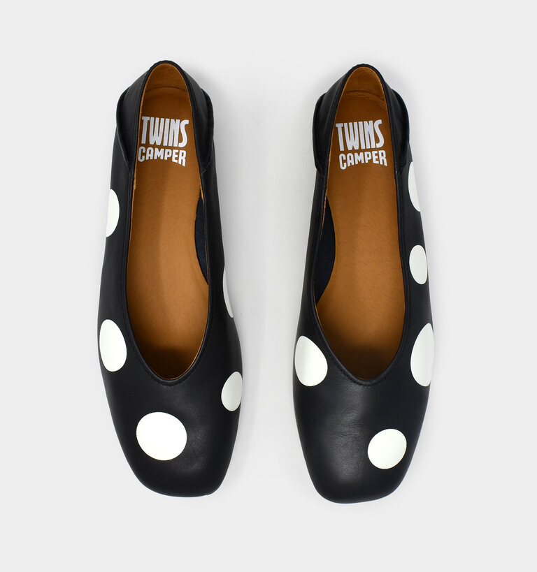 Camper CAMPER CASI MYRA FLATS BLACK/WHITE DOTS