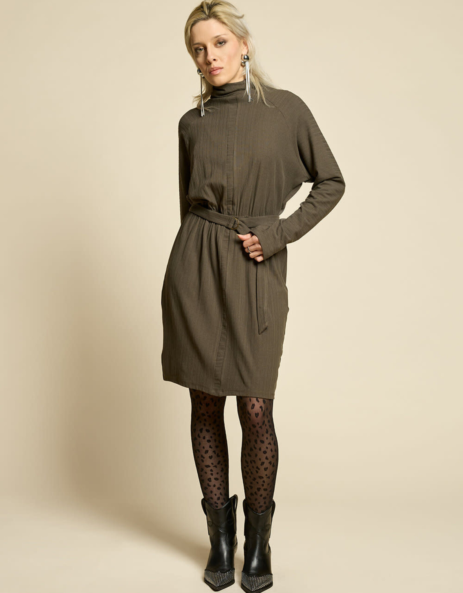 Cokluch Robe Pretty