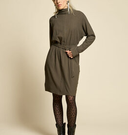 Cokluch Robe Pretty