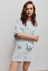 Mélissa Nepton Alison