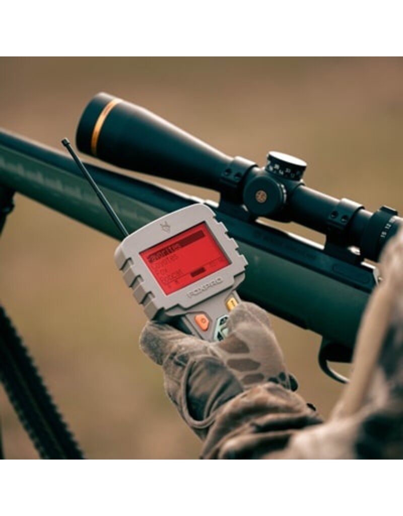 FOXPRO FOXPRO HELLCAT GAME CALL INCLUDING DECOY AND TX433 REMOTE
