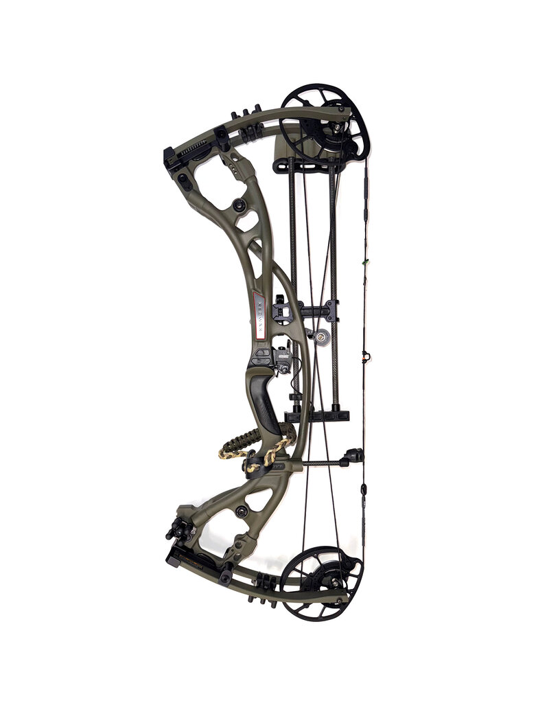 USED HOYT RX-5 WILDERNESS RH 70LB