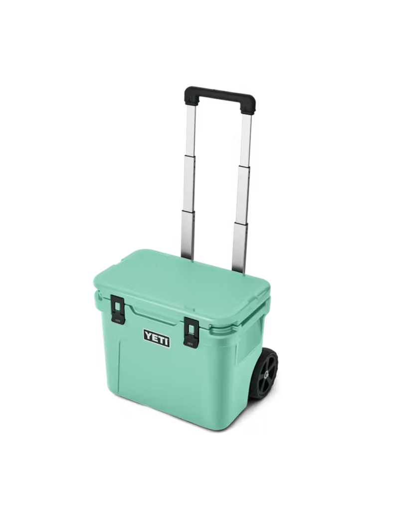 YETI YETI ROADIE 32 WHEELED COOLER