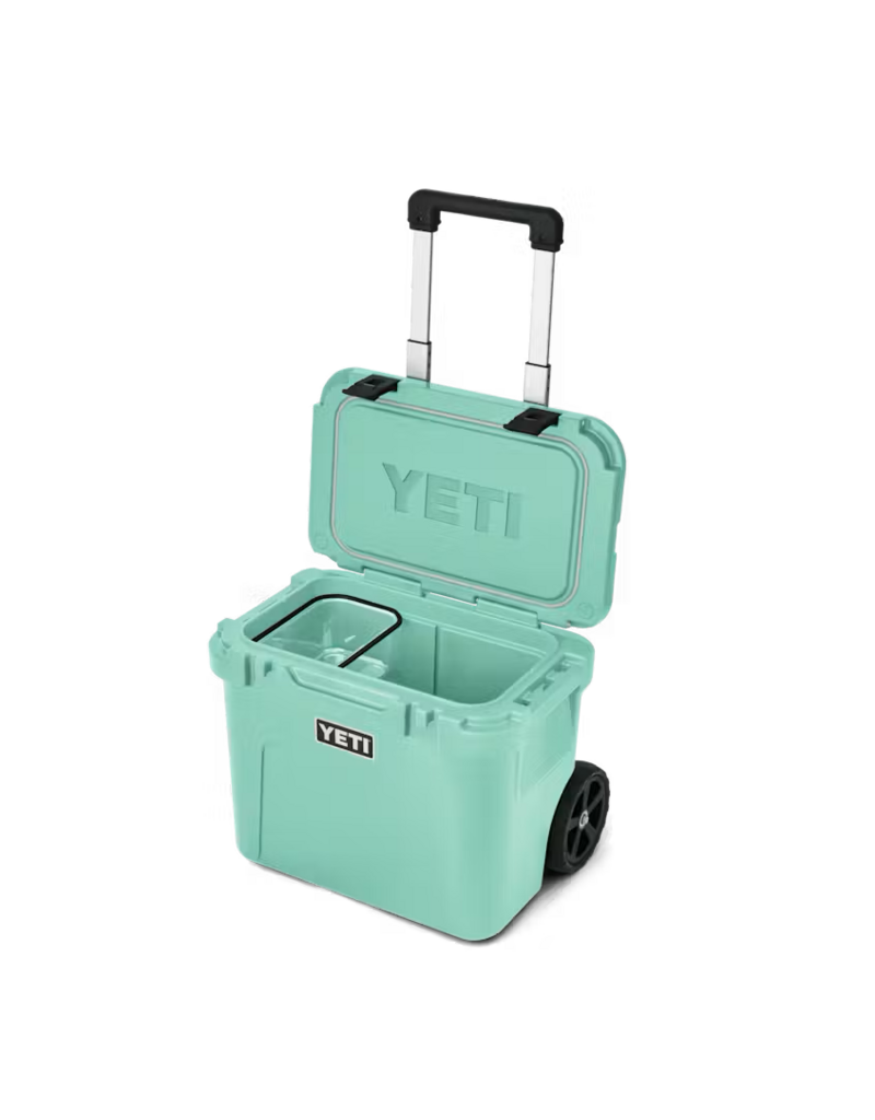 YETI YETI ROADIE 32 WHEELED COOLER