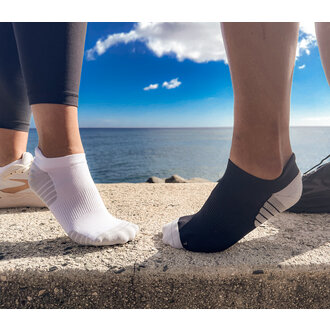 UFS UFS Athletic Low Cut Compression Socks 20-30mmHg UFS UFS Athletic Low Cut Compression Socks 20-30mmHg