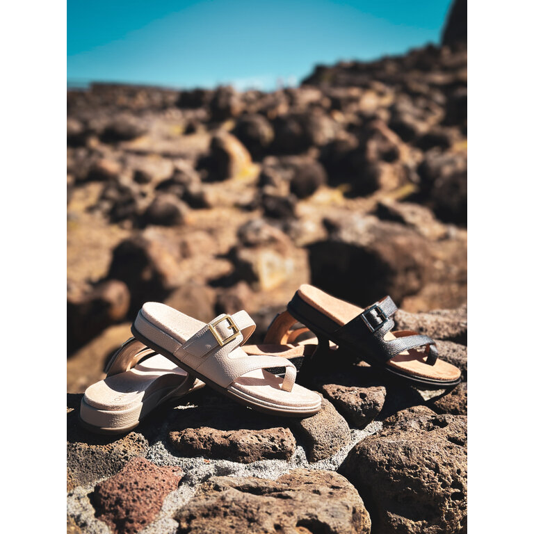 Vionic Carmela Strappy Slide Sandal