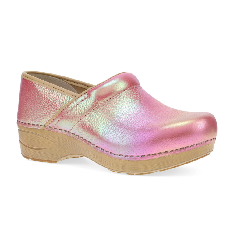Dansko Women’s XP 2.0 Waterproof Pull Up Clog