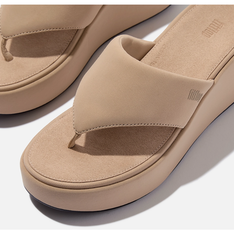 FitFlop PLATFFORMS Wedge Toe-Post Sandals