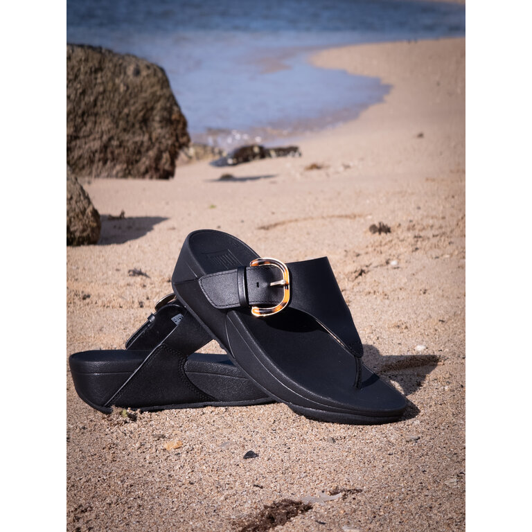 FitFlop Lulu Resin バックル ウーマン Toe Post サンダル Lulu Resin-Buckle Leather Toe-Post Sandals - The Ultimate