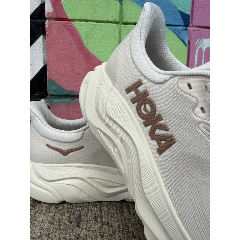 HOKA Women's Arahi 8