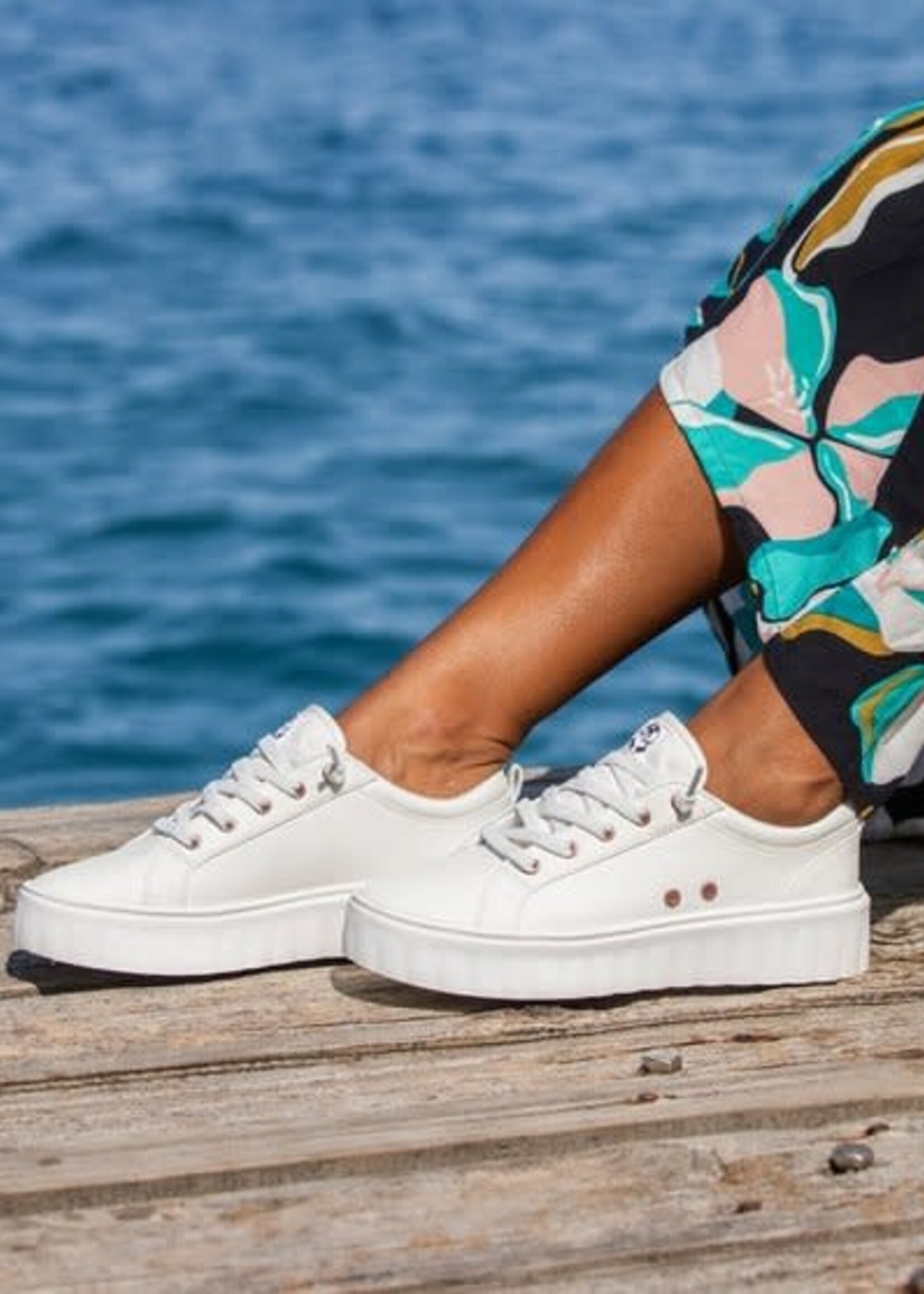 Roxy Sheilahh Shoe