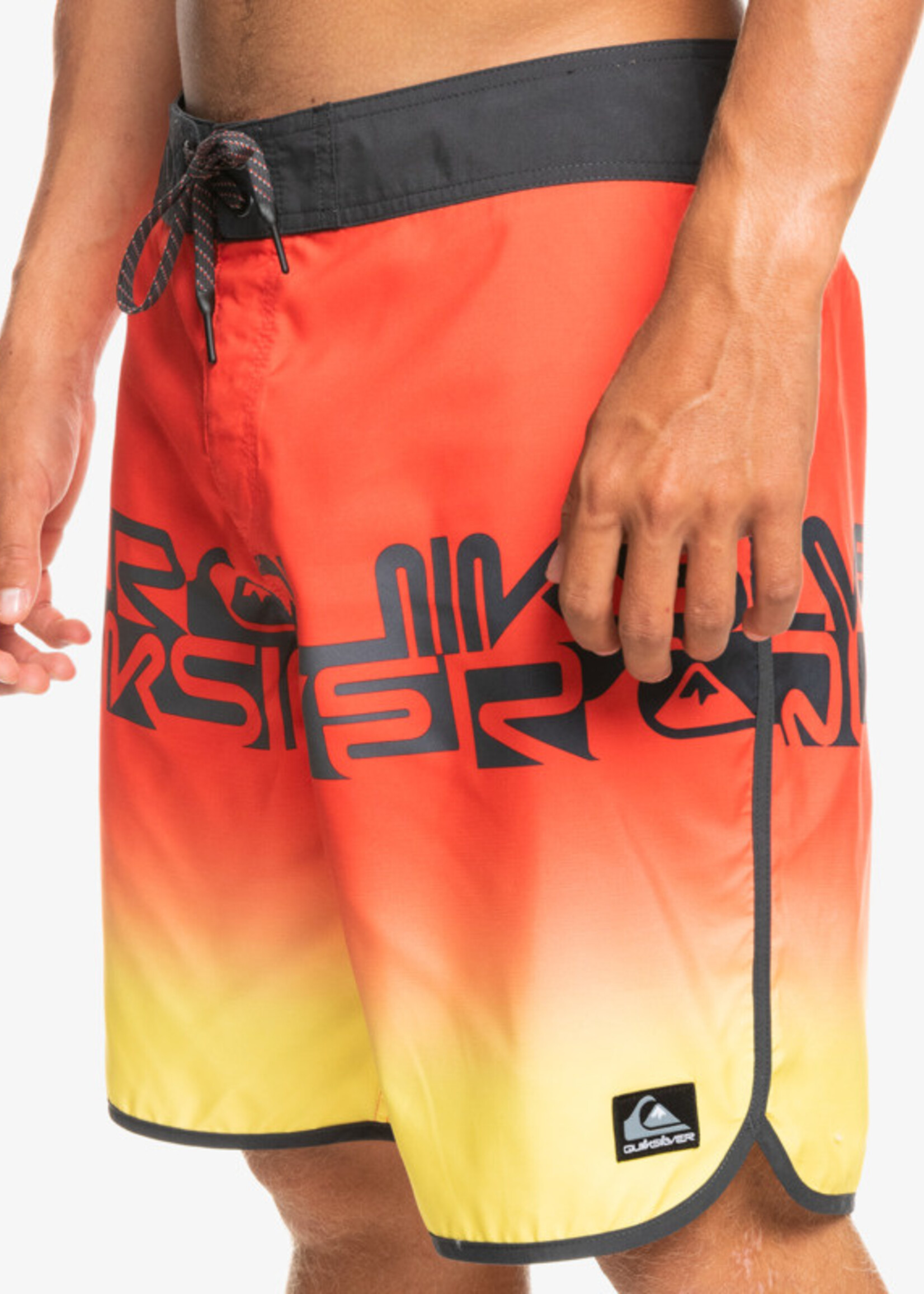 Quiksilver Men's Everyday Scallop 19" Boardshort