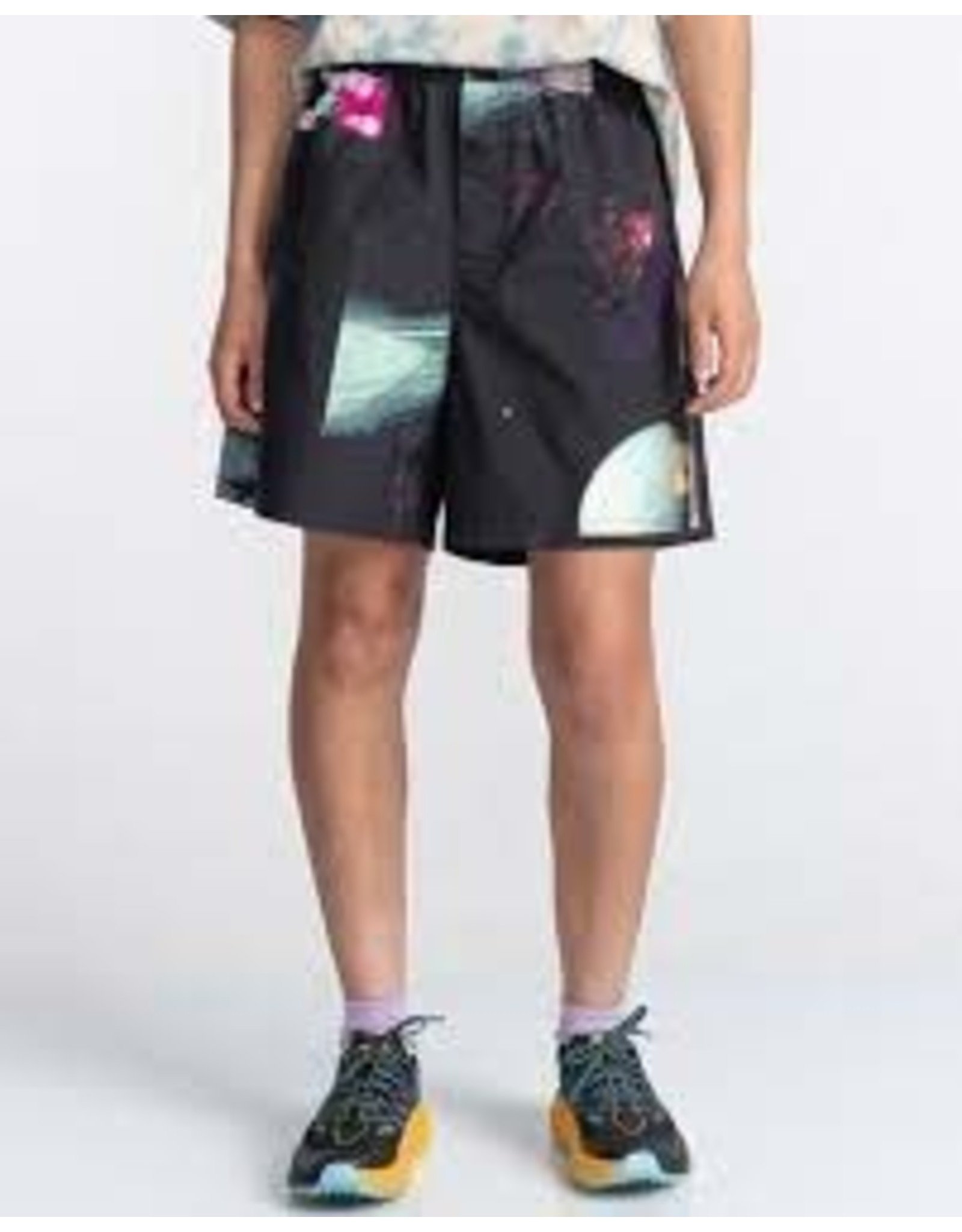 ELEMENT Solar Wander Short