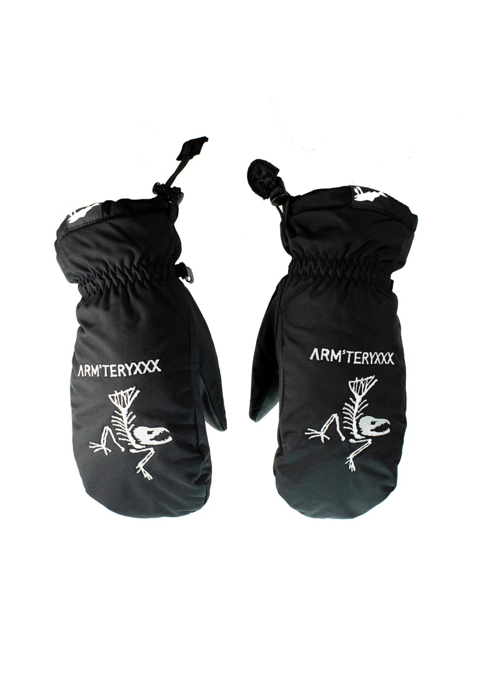 Salmon Arms Classic Mitts